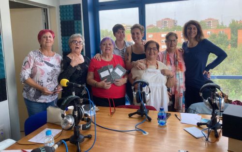 Con Mayor Voz: Soltando hojas