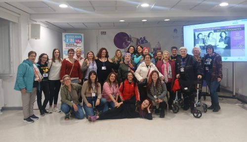 Con Mayor Voz: Mujeres Radiantes